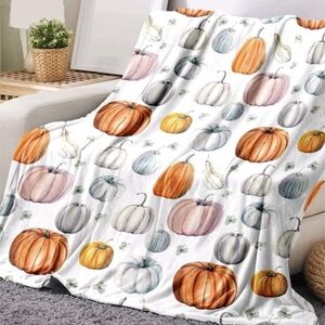 Festive Pumpkin Print Throw Blanket